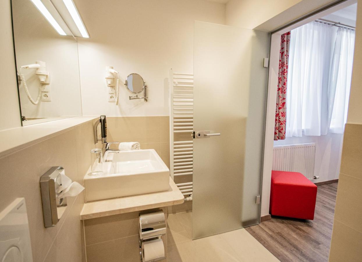 Hotel Wilder Mann Steinach am Brenner Exteriör bild