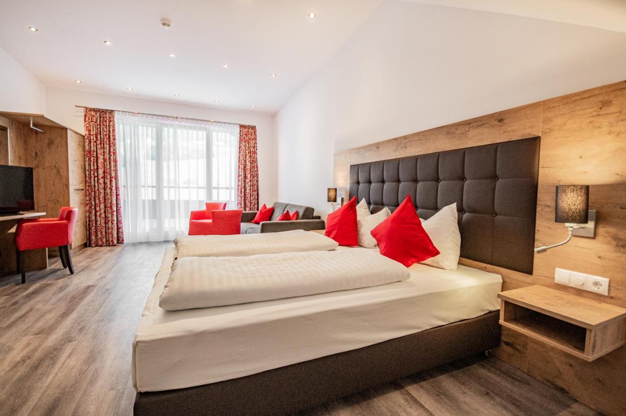 Hotel Wilder Mann Steinach am Brenner Exteriör bild